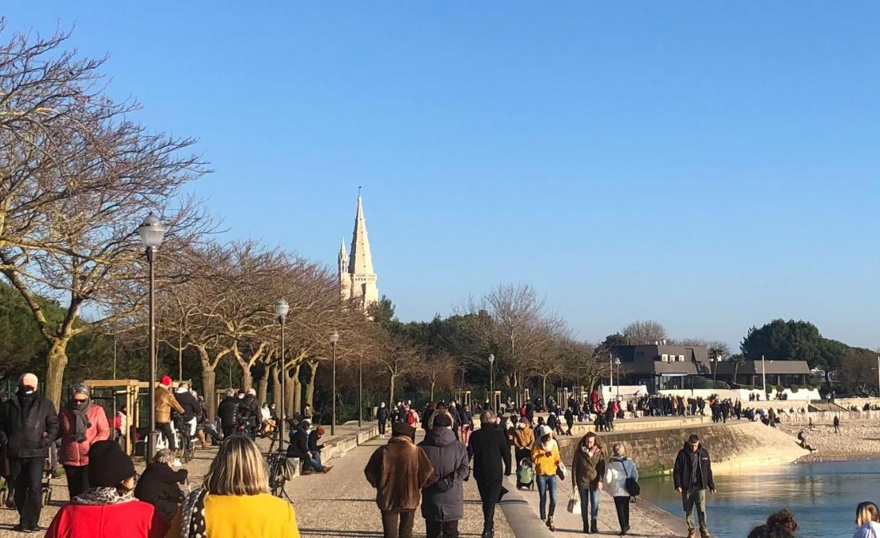 Nuit Insolite Sur Un Voilier Au Coeur De La Rochelle ラ・ロシェル エクステリア 写真