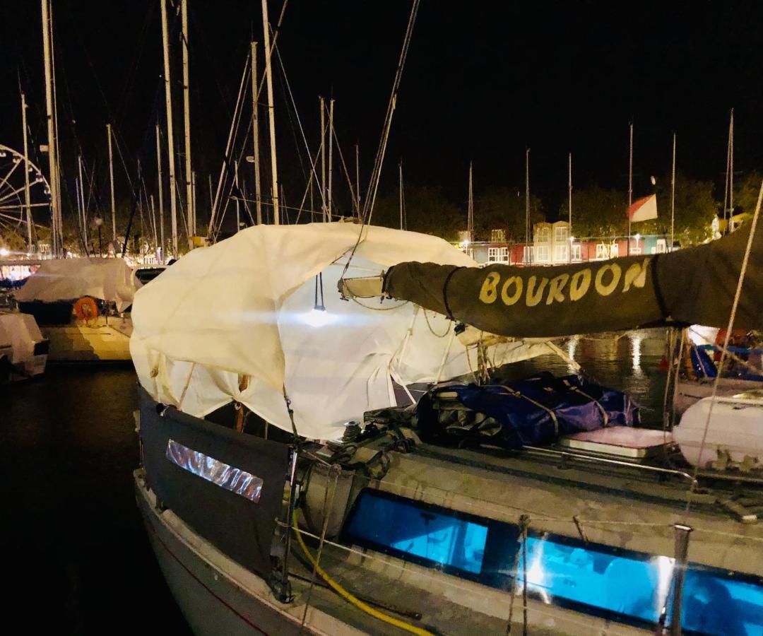 Nuit Insolite Sur Un Voilier Au Coeur De La Rochelle ラ・ロシェル エクステリア 写真